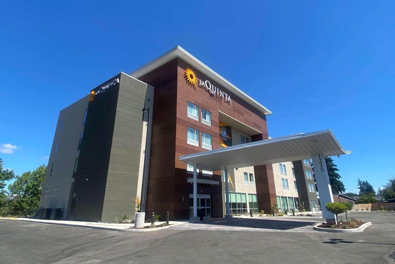 La Quinta Inn & Suites By Wyndham سنتراليا المظهر الخارجي الصورة