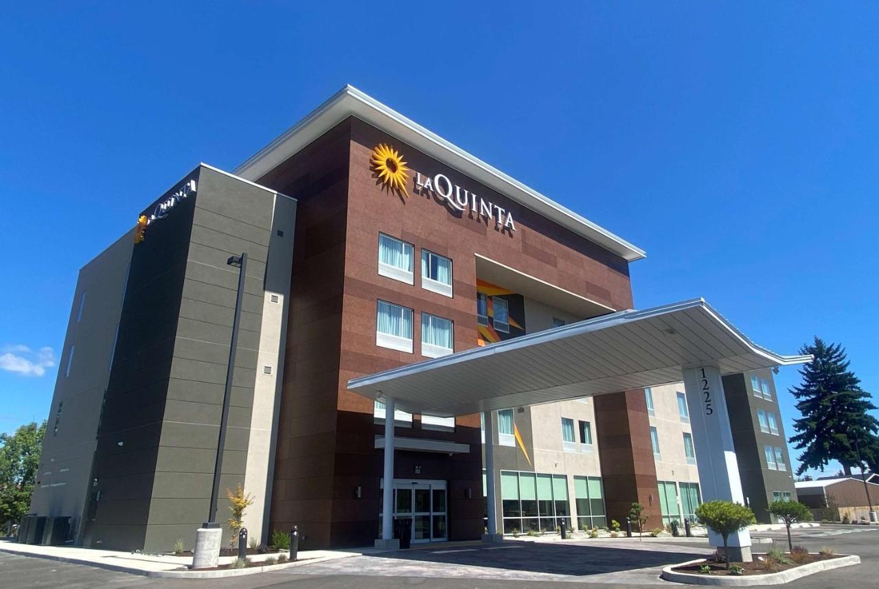 La Quinta Inn & Suites By Wyndham سنتراليا المظهر الخارجي الصورة